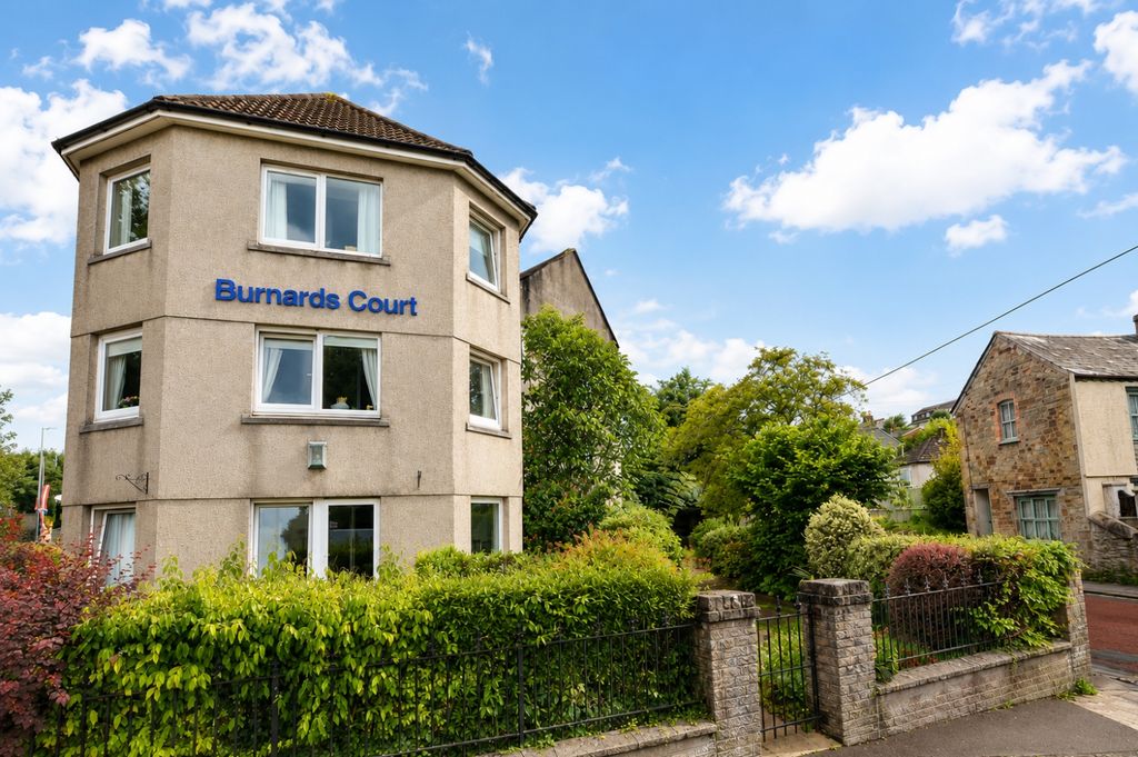 Property photo 1 of 8 6733B1Ae-1E74-4815-851A-c7603Abf717A