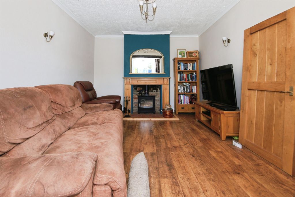 Property photo 2 of 26