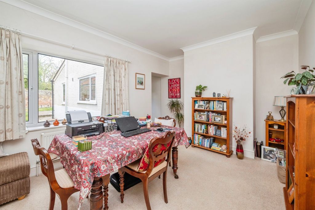 Property photo 3 of 20