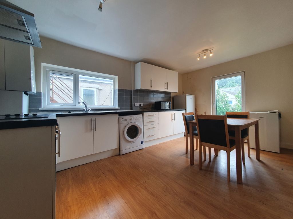 Property photo 2 of 15 Gallery