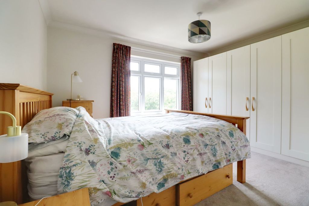 Additional image 20 of 5 bed detached house for saleWestcliff Gardens, Scunthorpe DN17