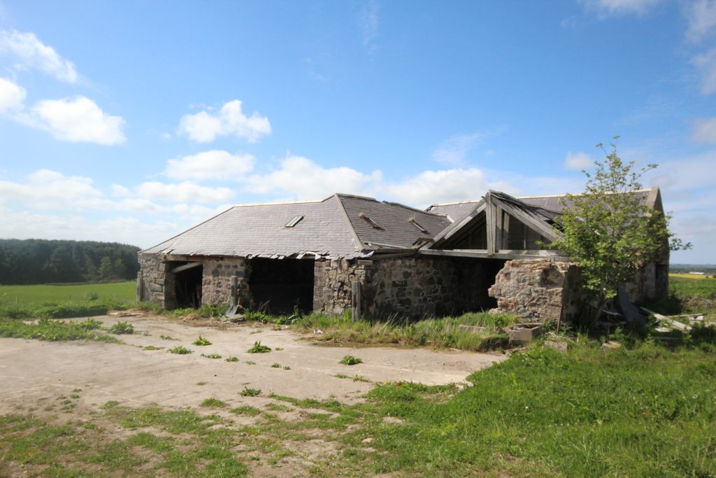 Property photo 1 of 4