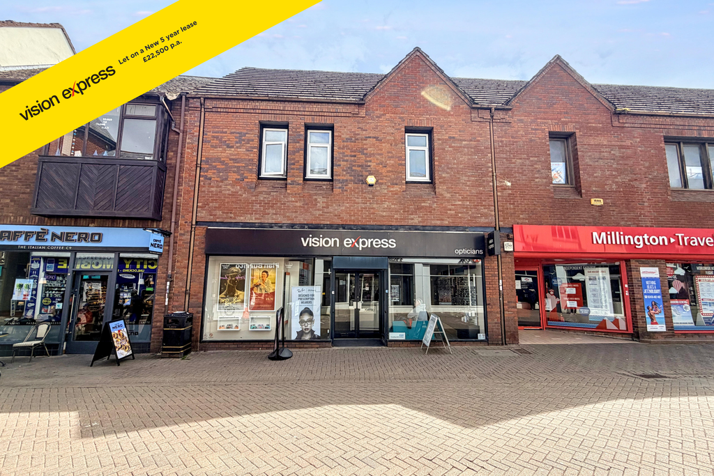 Property photo 1 of 3 4 Queens Road, Nuneaton, CV11 5Jw