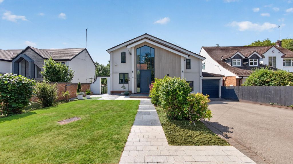 Property photo 2 of 33