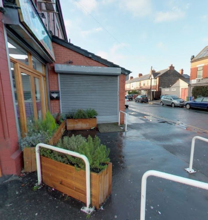 Property photo 2 of 6