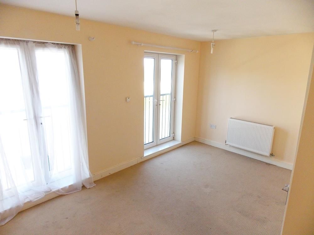 Property photo 3 of 6 Bed 1-1.Jpg