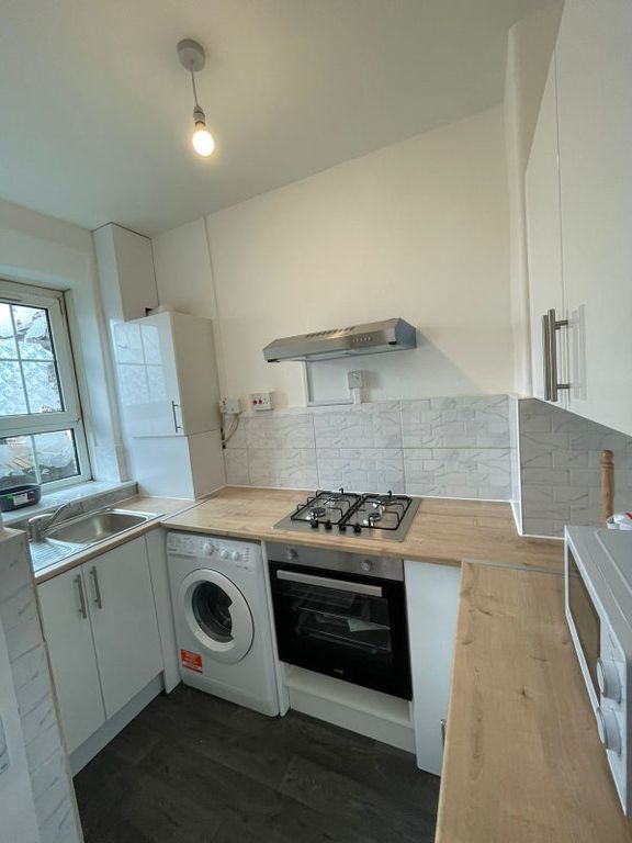 Property photo 3 of 4