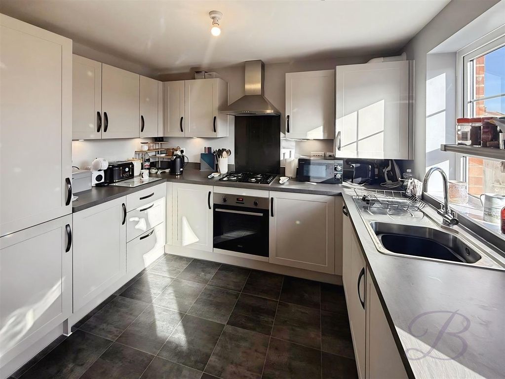 Property photo 2 of 26 8Db8B771-Ra2Bum_Vu022_Czfiuob-Q.Jpg