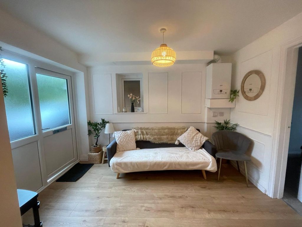 Property photo 2 of 6 Picture No. 04