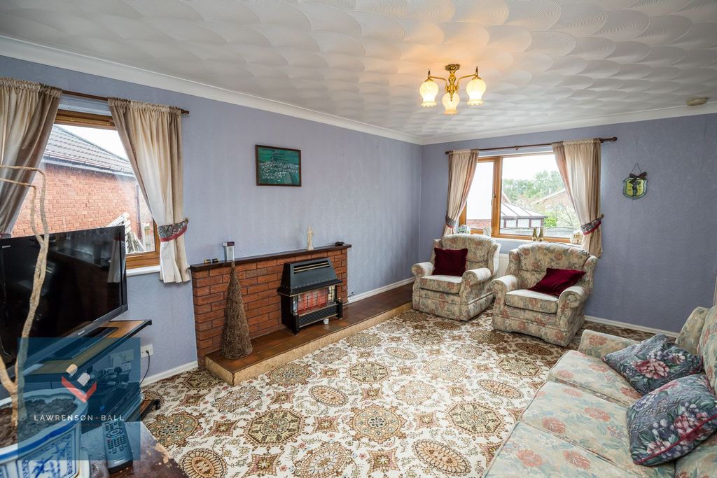 Additional image 5 of 4 bed detached house for saleAudlem Close, Sutton Weaver WA7