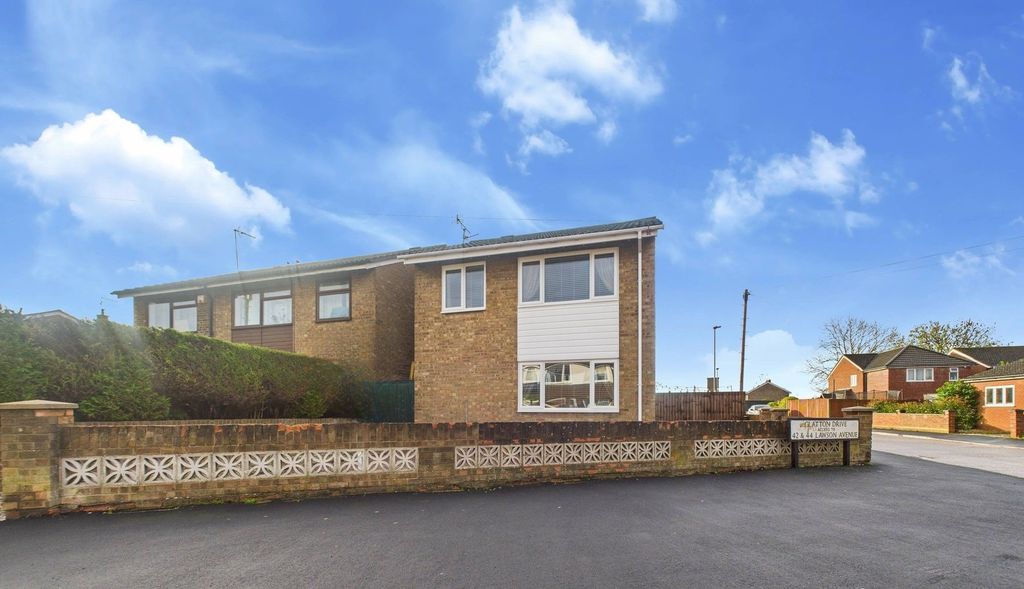 Property photo 1 of 25