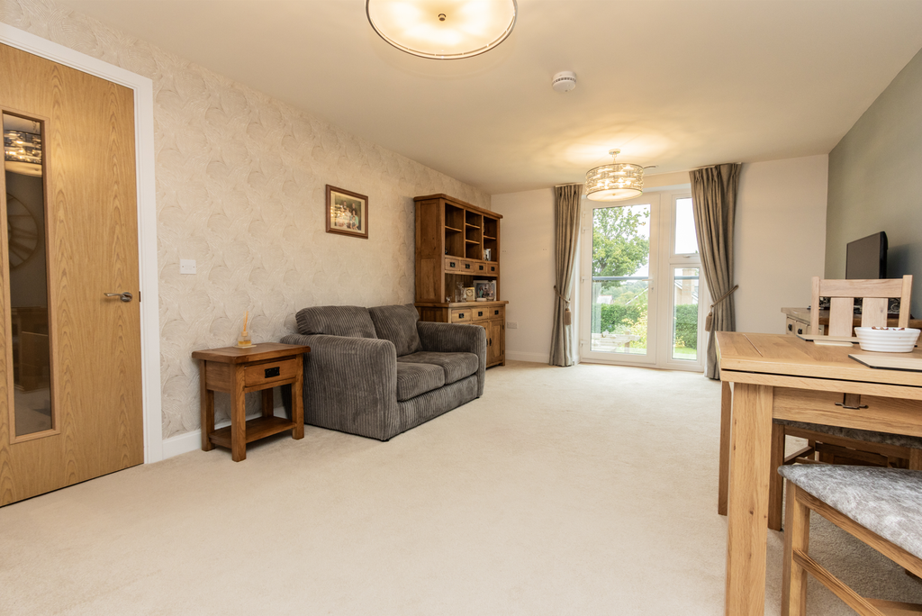 Property photo 3 of 11
