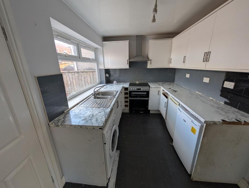 Property photo 3 of 3 Kitchen