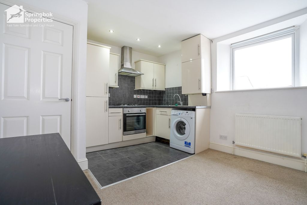 Property photo 2 of 10 Image 2