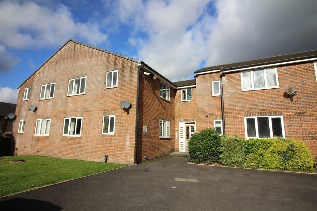 Property photo 1 of 6