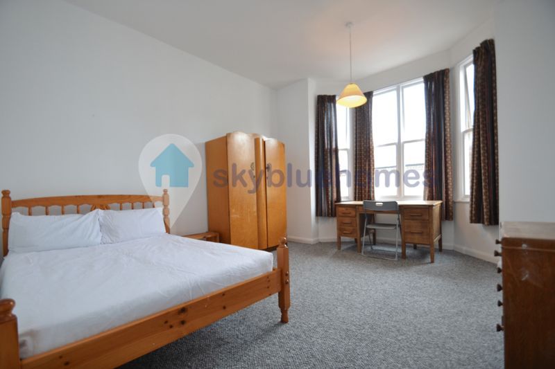 Property photo 2 of 7 Photo 12