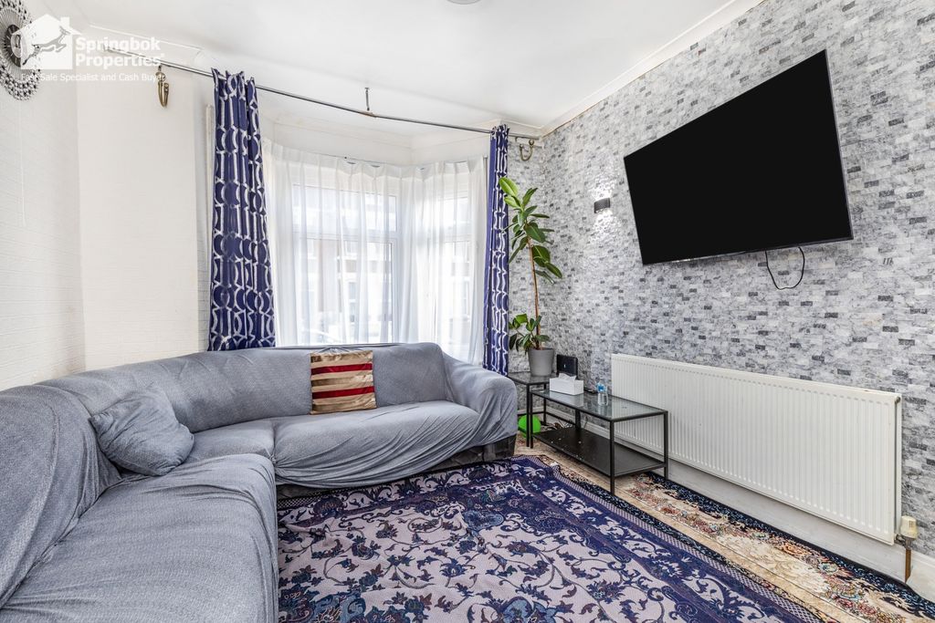 Property photo 2 of 13 Image 2