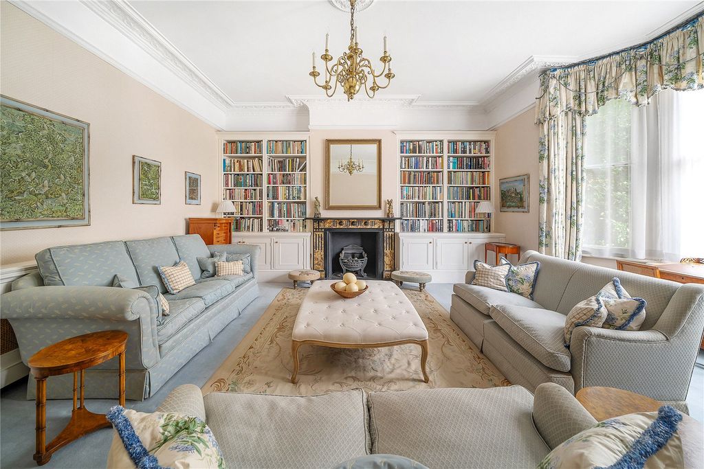 Property photo 2 of 27 Reception