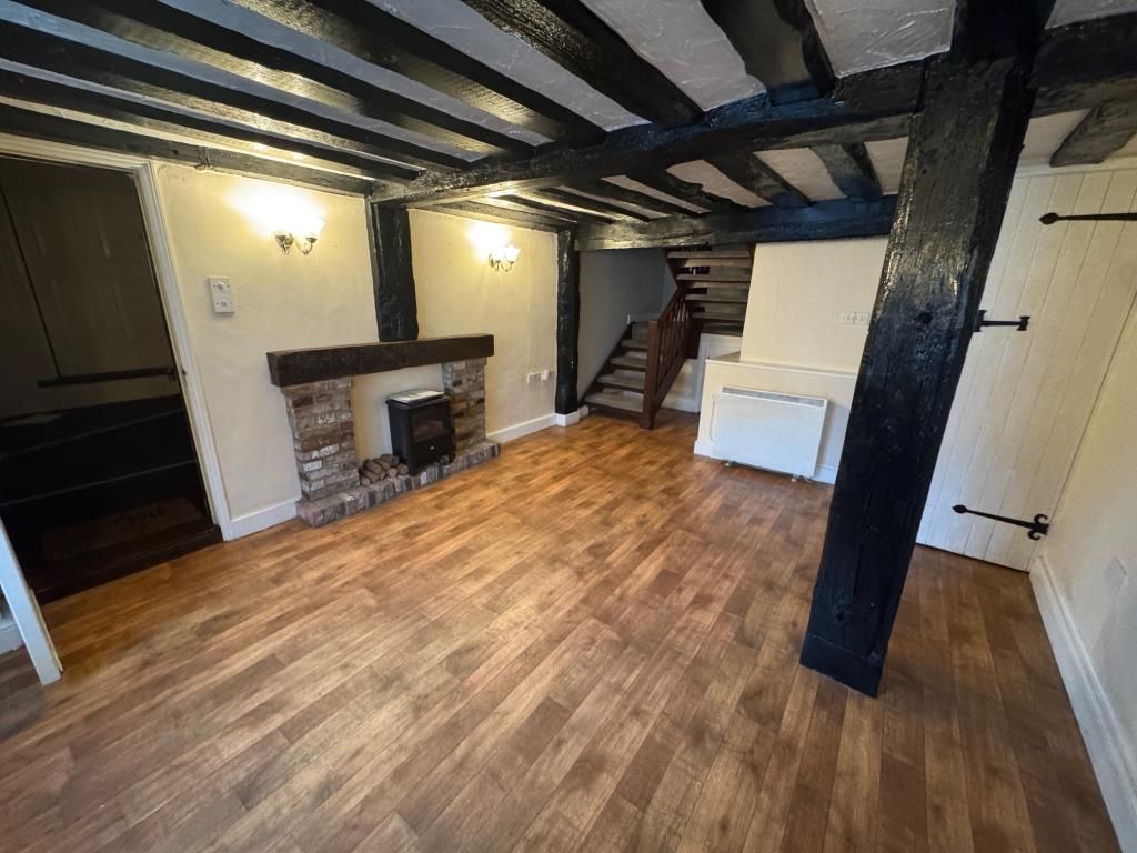 Property photo 2 of 10 Living Room