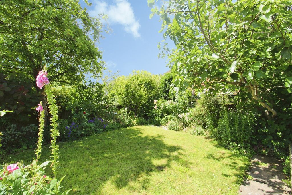 Property photo 2 of 15