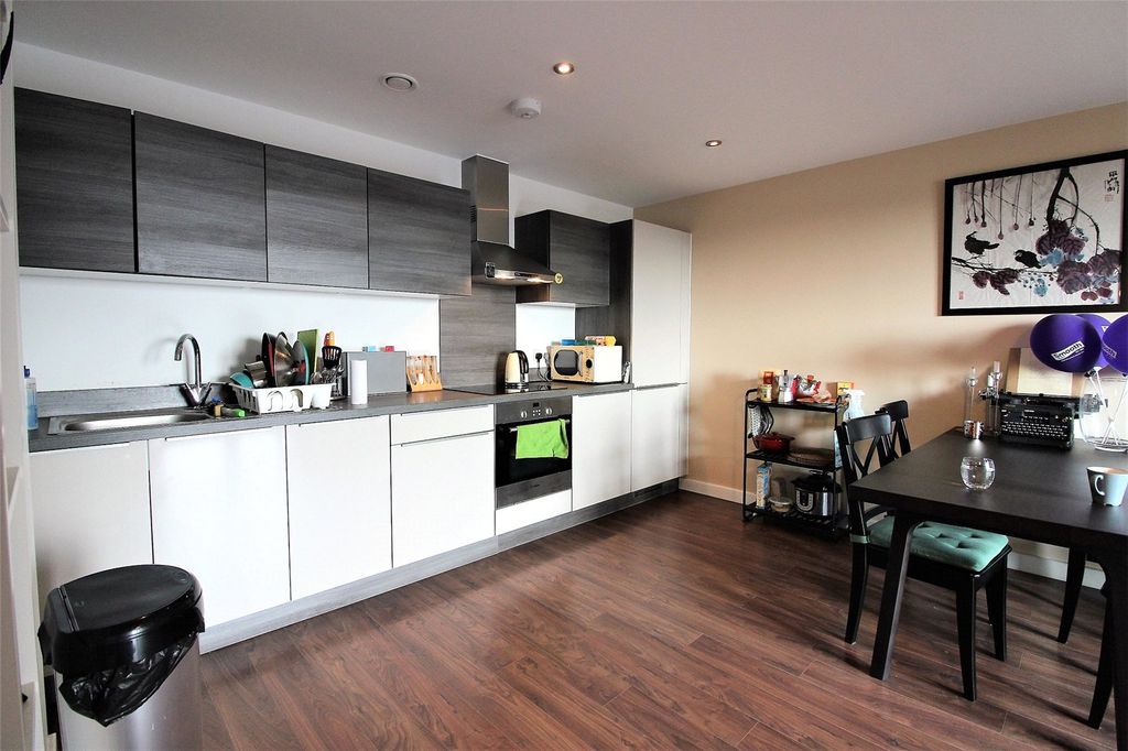 Property photo 2 of 10 Picture No. 02