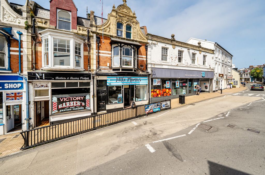 Property photo 1 of 17 1465012-1-6A105ce...
