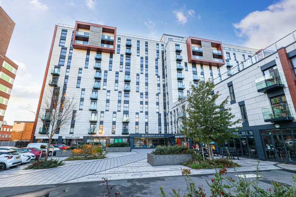 Property photo 1 of 8