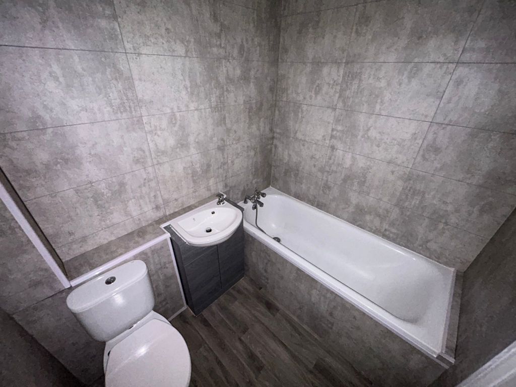 Property photo 3 of 4 Gallery