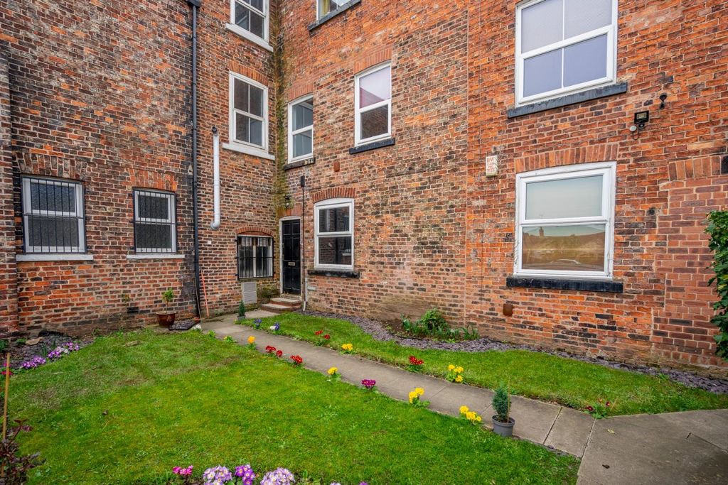 Property photo 1 of 12 Exterior-1.Jpg