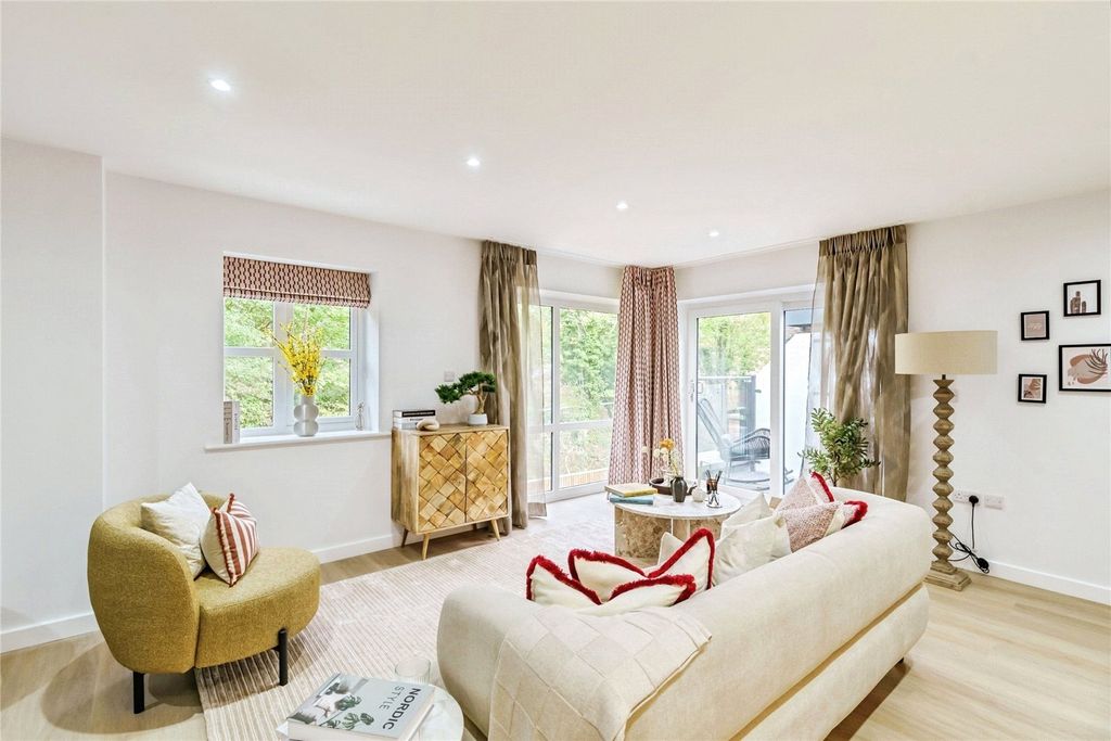 Property photo 3 of 15 Picture No. 03