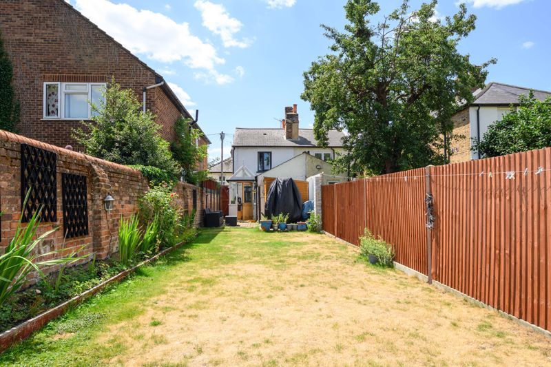 Property photo 1 of 13 Photo 12