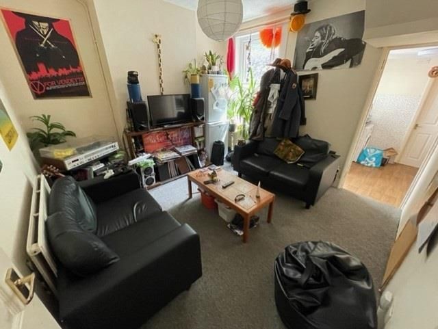 Property photo 2 of 9 Ls 4 Jpg.Jpg