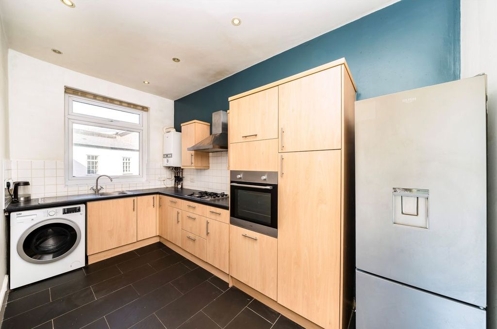 Property photo 2 of 4