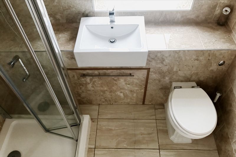 Property photo 2 of 5 Photo 5