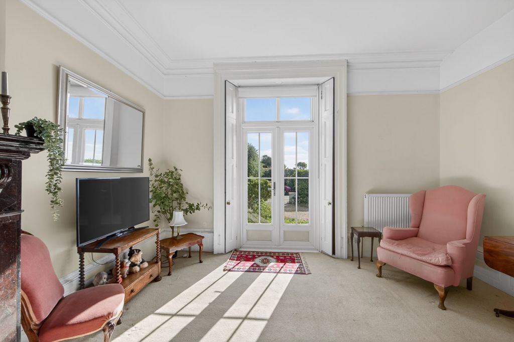 Additional image 5 of 2 bed flat for saleBeach Court, The Beach, Walmer, Deal CT14