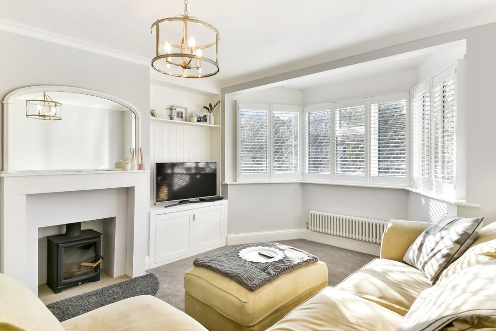 Property photo 2 of 19 1538413