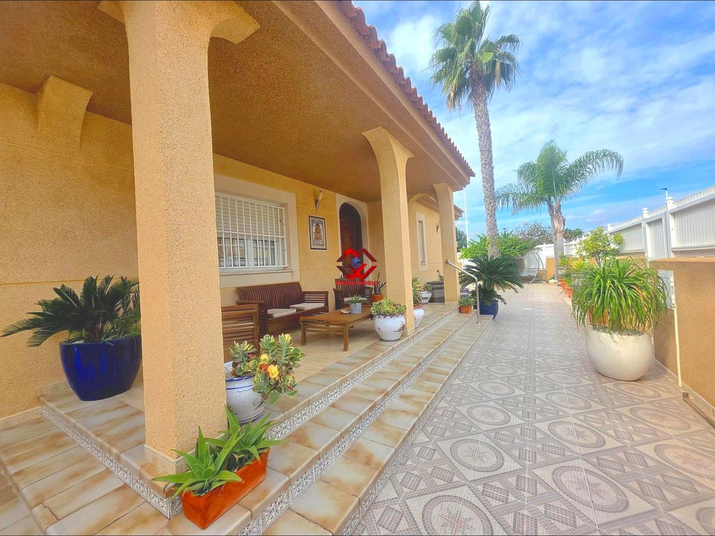 Property photo 1 of 49