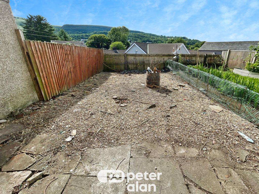 Property photo 2 of 10 Garden