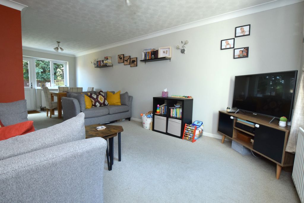 Property photo 2 of 12 L2