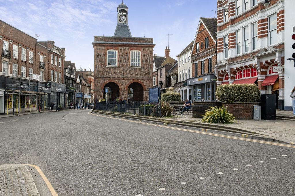 Property photo 1 of 5 1452557-1-69Ef852...