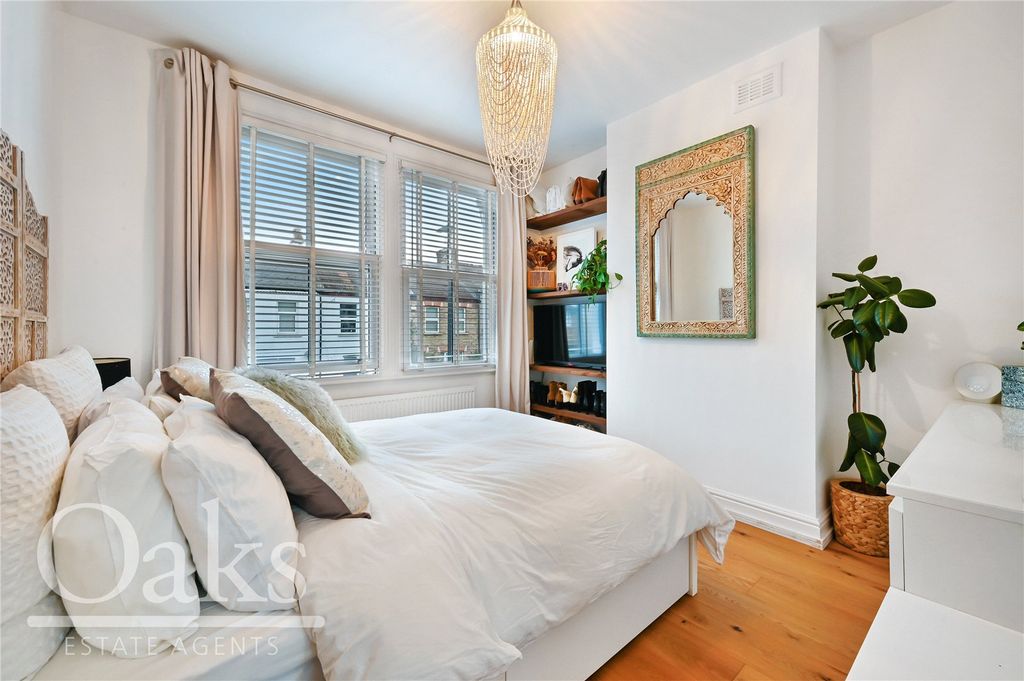 Property photo 2 of 8 Picture No. 09