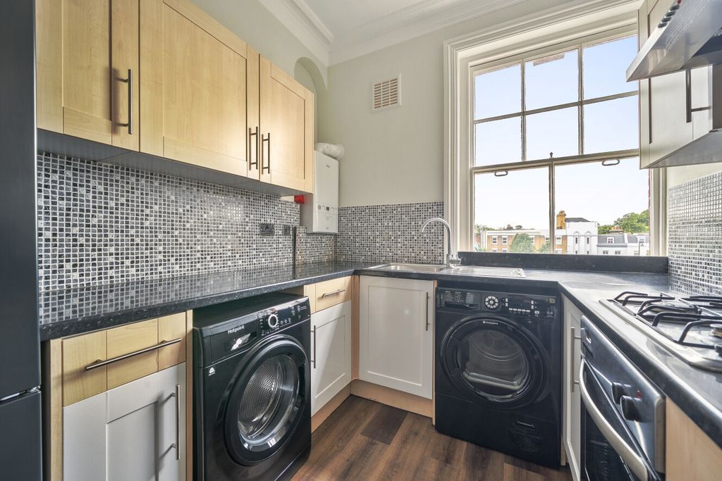 Property photo 2 of 16 1478612-2-6A296B4...