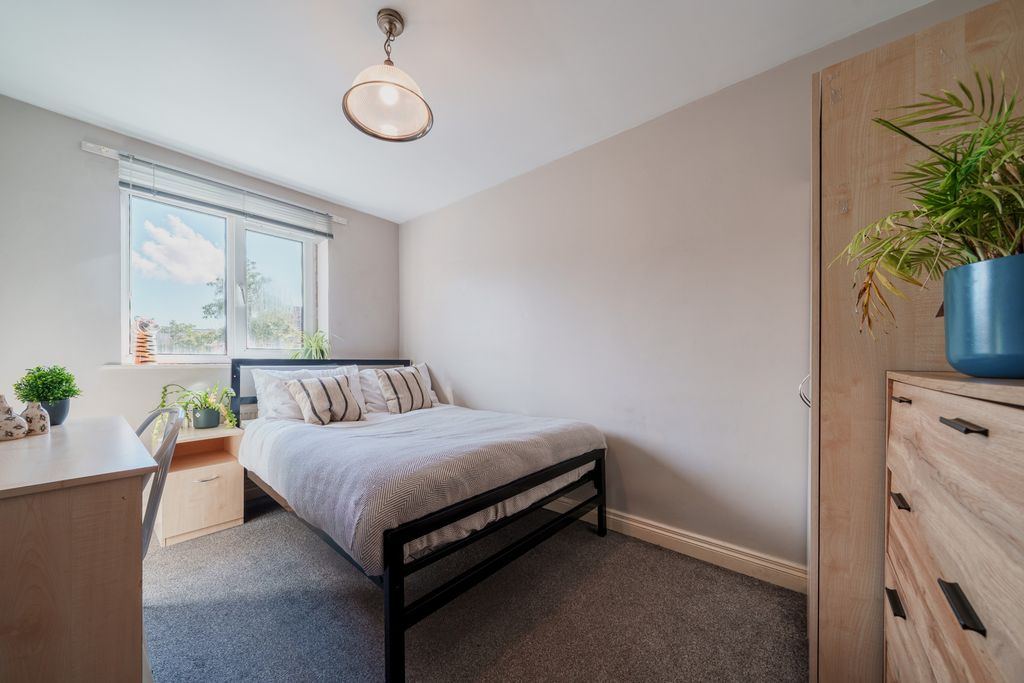 Property photo 2 of 10 Photo 1