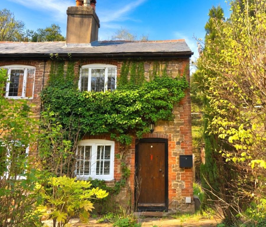 Property photo 1 of 9