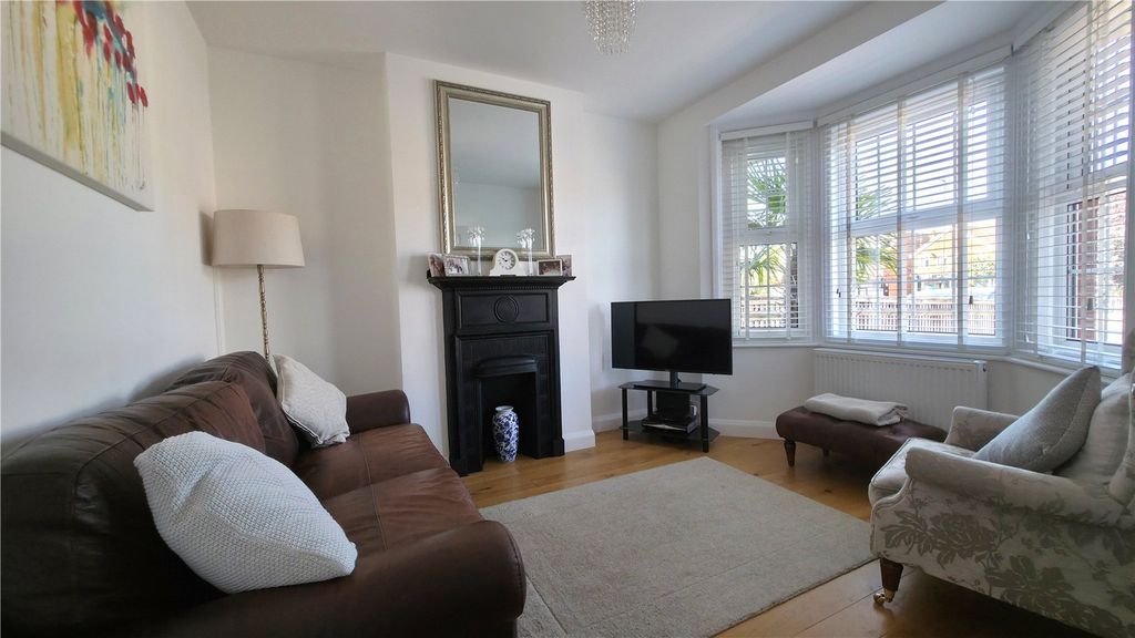 Property photo 2 of 17 Picture No. 05