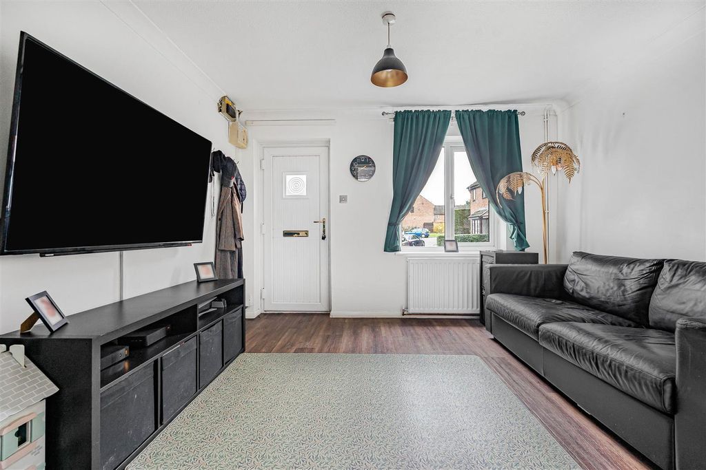 Property photo 3 of 13 9_71489.Jpg