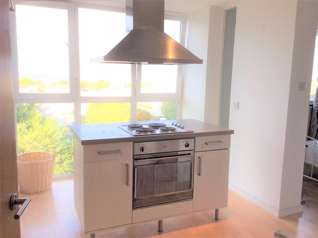 Property photo 3 of 7 Kitchen 217 View (2).Jpg