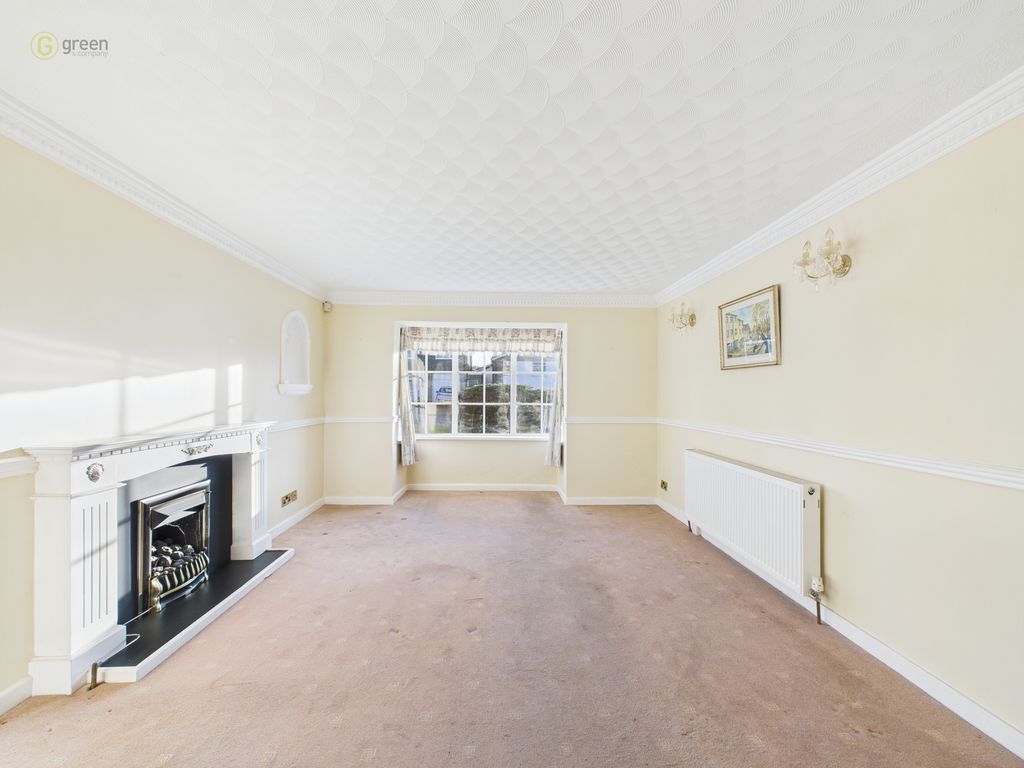 Property photo 2 of 19