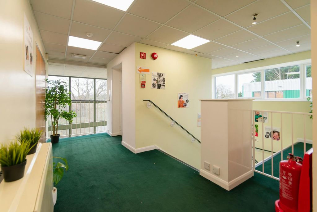 Property photo 3 of 7 17.Jpg