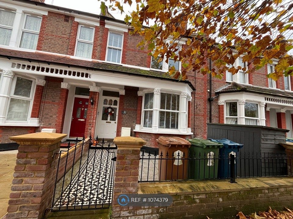 Property photo 1 of 17